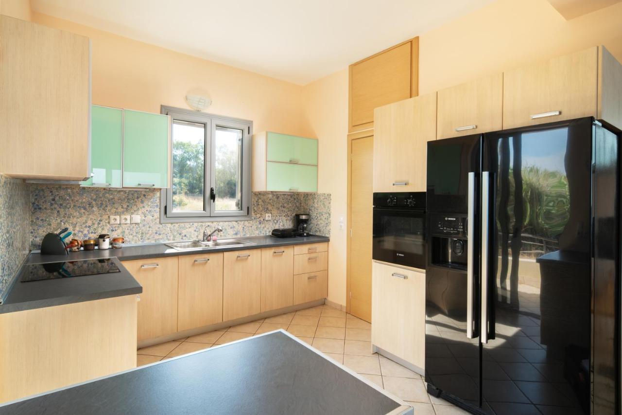 Spacious Beachfront Maisonettes With Stunning Views & A Private Beach Monemvasía Exteriör bild