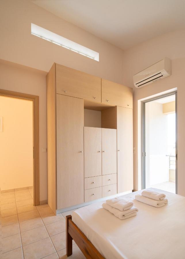 Spacious Beachfront Maisonettes With Stunning Views & A Private Beach Monemvasía Exteriör bild