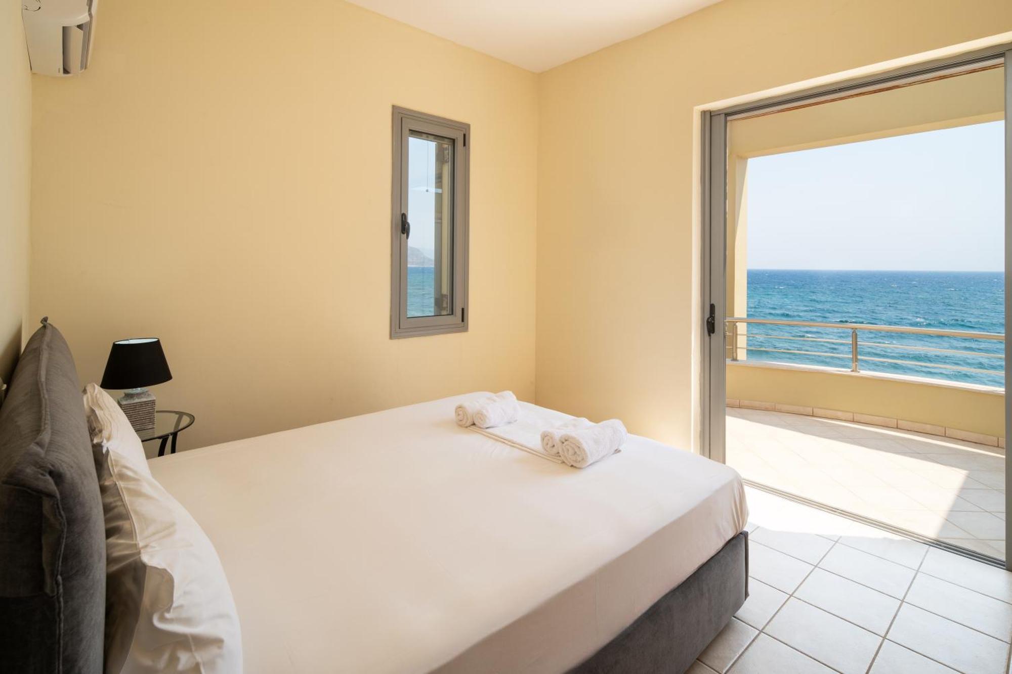 Spacious Beachfront Maisonettes With Stunning Views & A Private Beach Monemvasía Exteriör bild
